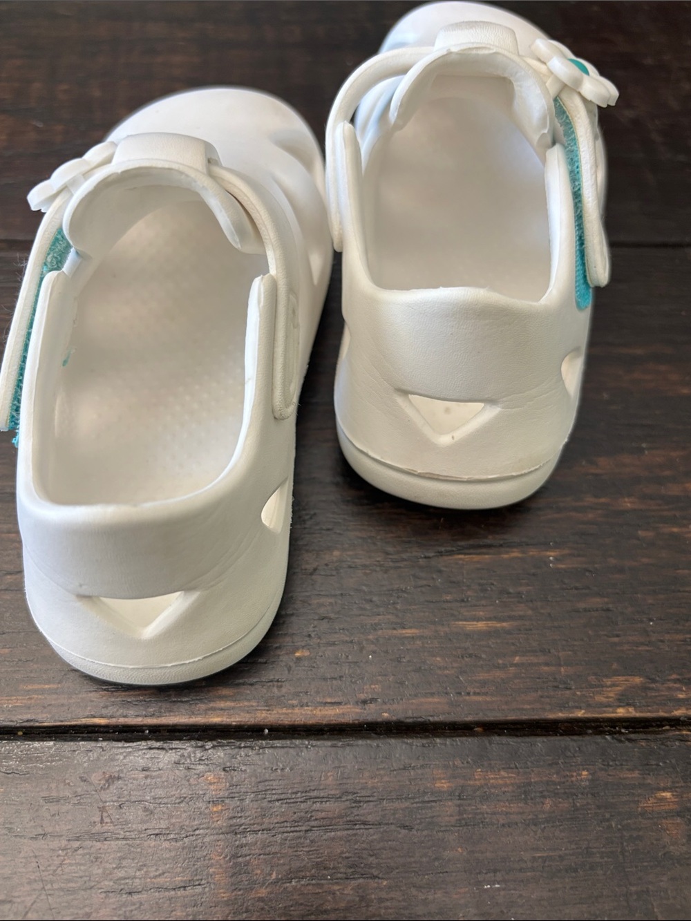 Ten Little Kids' Cream Water-Friendly Sandals - Picture 11 of 11